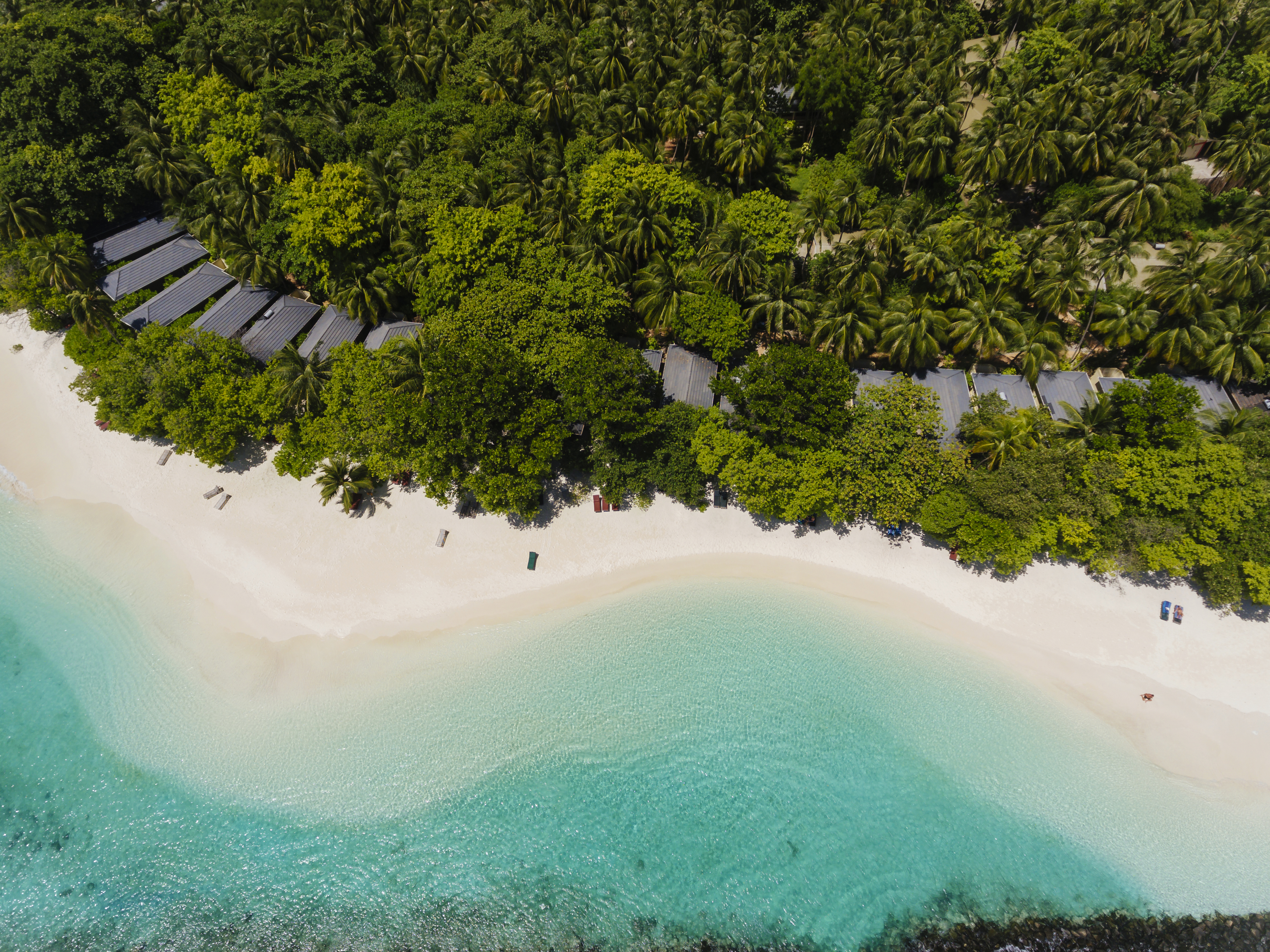 hotel review  royal island resort and spa